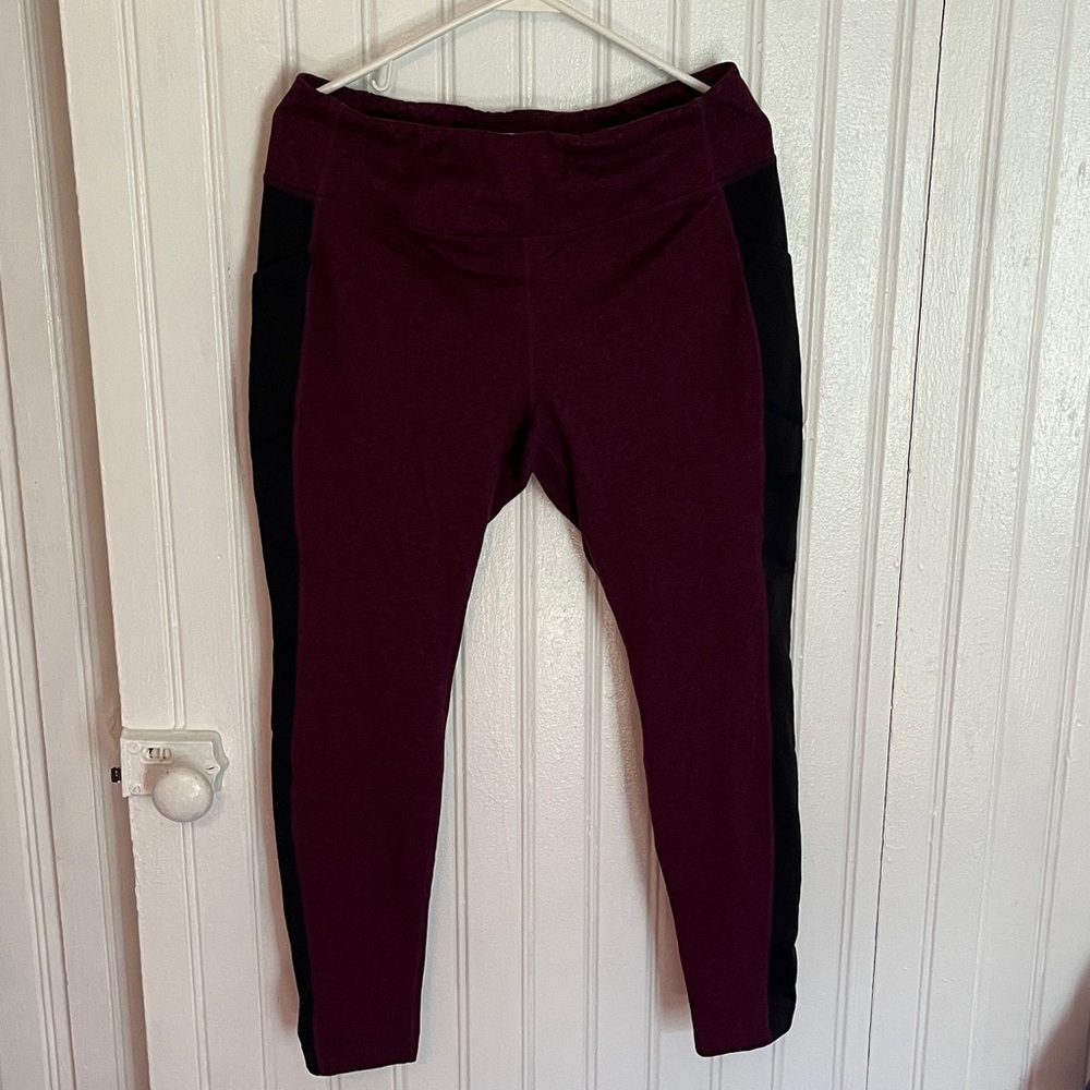 Avia Deep Wine/BlackLeggings